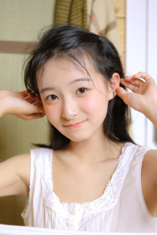 《年轻女教师